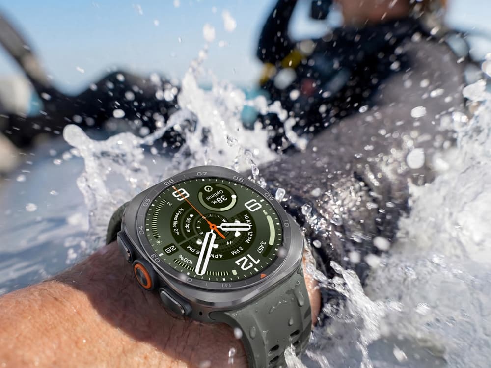 The 47mm Samsung Galaxy Watch Ultra2 in Titanium Gray, showing its 5,000-nit display